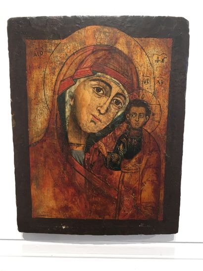 null ICON on panel "Virgin of Vladimir" XIXth century 31,5 x 25 cm (restorations...