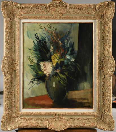  MAURICE DE VLAMINCK (1876-1958) Bouquet à la nappe rouge, circa 1918-1920 Huile...