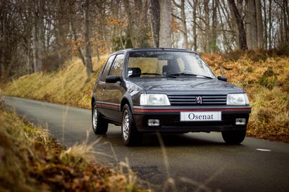 1990 PEUGEOT 205 GTI 1.6L Numéro de série VF320CB6223877055

3e main 

Bel état d'origine

168...