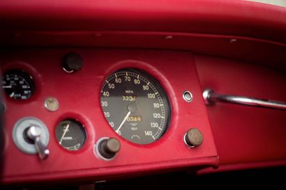 1952 JAGUAR XK120 OTS Numéro de série 674940

Matching Numbers 

Bel état de restauration...