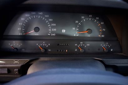 1990 ALFA ROMEO 164 2.0L TWINSPARK Numéro de série ZAR16400006158933

Première main...