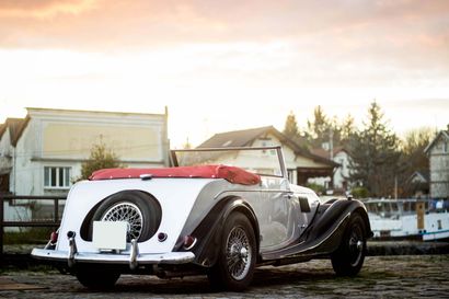 1960 MORGAN +4 DROP HEAD COUPÉ Numéro de série 4512

Seulement 433 exemplaires

Nombreux...