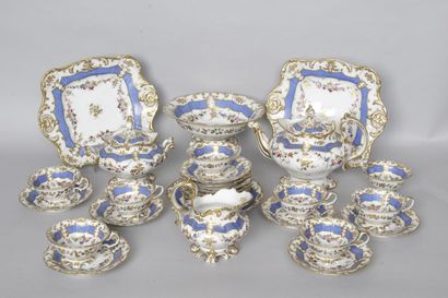 null PORCELAIN OF PARIS. Tea service with polychrome decoration of flowers and foliage...