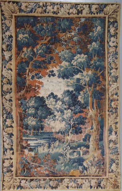 null AUBUSSON RUGGING XVIII century called "verdure" in wool. Fragment. (Accidents,...