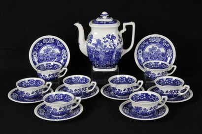 null VILLEROU & BOCH, Rusticana model. A teapot and eight tea cups and their under...