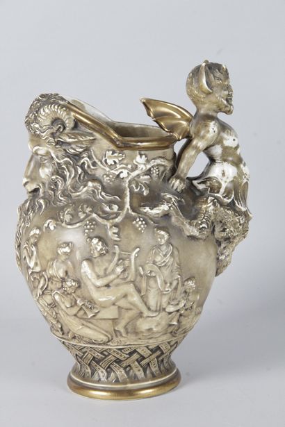null Julius DRESSLER (1882-1945) Important vase en céramique à décor de scènes antiques...
