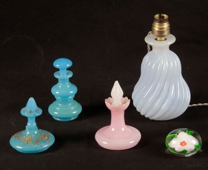 null THREE SMALL BOTTLES AND A LAMP STAND, in pink and blue opaline glass. Period,...