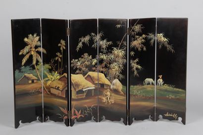 null THANH LEY, Vietnam 20th century. Small six-leaf lacquer screen with pagodas...