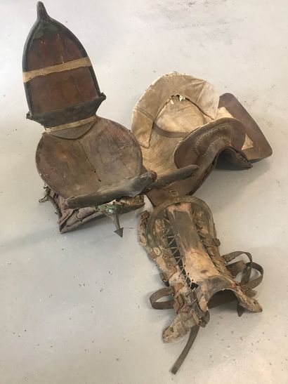 null Lot of three SADDLEs

One of which is a camel 

In the state