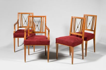 null WORK OF THE 1940's Pair of armchairs and chairs of neo-classical style in natural...