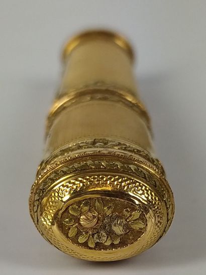 null Oval Wax Case in gold of several shades, decorated with guilloche panels in...