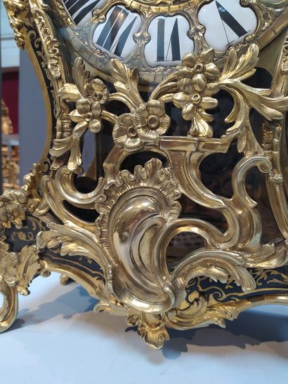 null CARTEL with Boulle marquetry of scales and brass, the top decorated with a child...