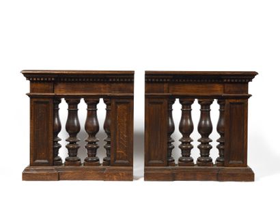 null PAIRE DE BALUSTRADES en chêne Style Louis XVI Haut : 73 cm Larg : 75 cm Prof...