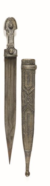 null SWORD 

With its original scabbard.

Silver plated.

Caucasus, 19th century....