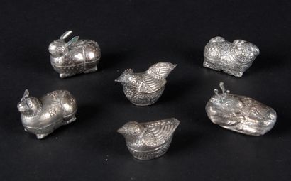 null LOT DE SEPTS boîtes en métal argenté en forme d’animaux : lapin, chat, oiseaux,...