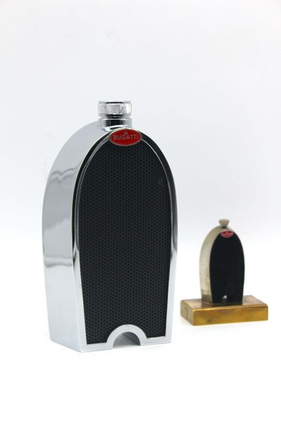 FLASQUE/ DECANTEUR BUGATTI Flask - decanter taking again the famous radiator of the...
