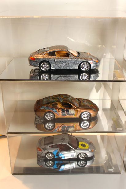 ART ET PORSCHE On the initiative of the Saint Gilles Art Gallery, a selection of...