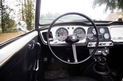1964 Triumph TR4 Serial number CT3433510 - Nice interior

Eligible for Tour Auto...