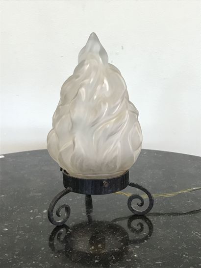 null NIGHT LIGHT LAMP

wrought iron base with scrolls and frosted glass flame. 

Early...