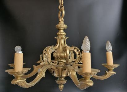 null LIGHTNING in bronze

Gilded and chased with 6 lights. 

Gilded.

19th century

H.80...