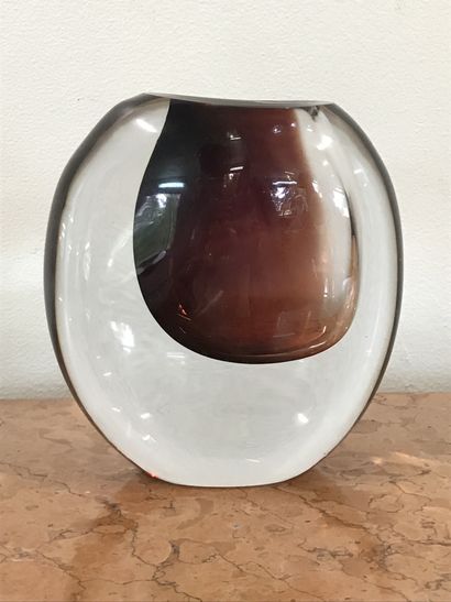 null Vicke LINDSTRAND (1904-1983)

Petit vase Scandinave en verre

Modèle Kosta LH...
