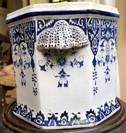 null CACHE-POT in blue and white earthenware from Quimper. 8 sides model decorated...