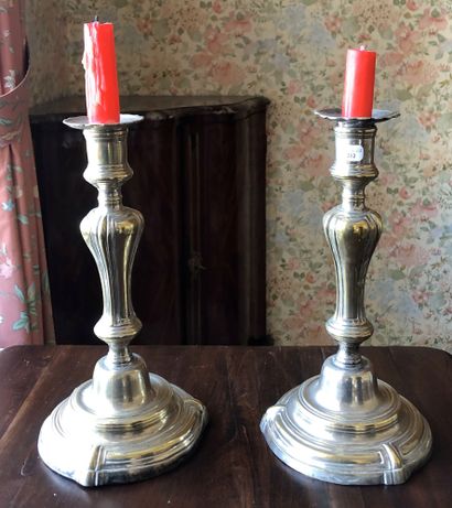 null Pair of silver plated bronze CANDLES. 18th century H. 26 cm- Diameter of the...