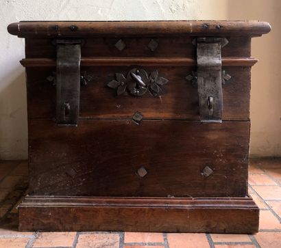 null An oak chest of drawers with mouldings, known as an "archive chest". French...