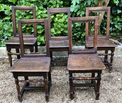 null SIX Lorraine chairs in oak and chestnut. 18th century Different sizes (used...