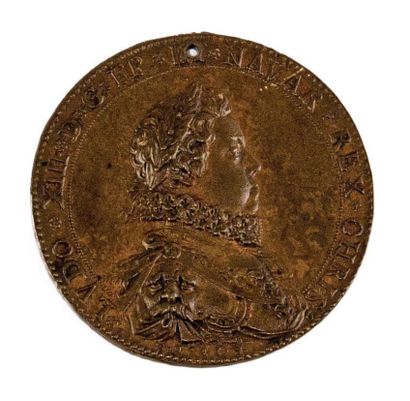 null LOT DE QUATRE MEDAILLES.

a-Anne et Louis XIII, Roi de Navarre.

Médaille à...