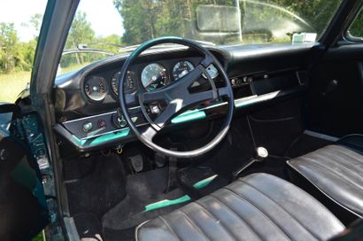 1970 PORSCHE 911 2,2T TARGA SERIAL NUMBER 9110110020

Nice condition of restoration...