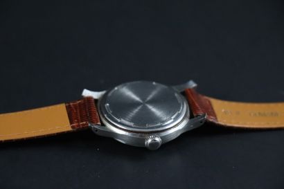 null WITTNAUER STYLE MILITARI CIRCA 1940. Ref : 4533XXX. Steel watch, round military...