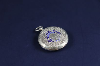 null POCKET WATCH CIRCA 1850. Lady's watch in yellow gold 750/1000. Blue enamelled...