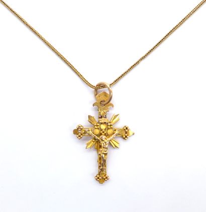 null NECKLACE in 18K yellow gold holding a reversible biblical cross, adorned with...