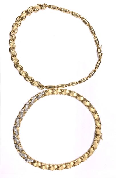 null JEWELRY SET in 14K yellow gold. Gross weight : 58.12 gr.