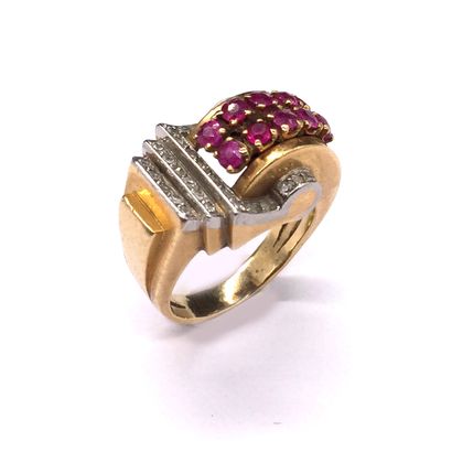 null RING ANNEES 1940 in 18K yellow gold and platinum retaining a double line of...