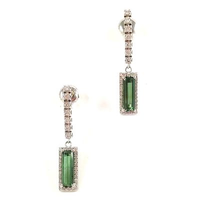 null PAIR OF EARRINGS set with a line of brilliant-cut diamonds holding a rectangular...