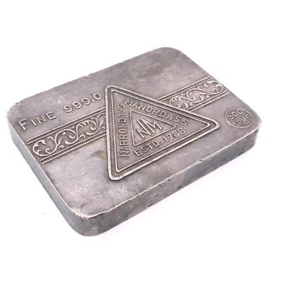 null LINGOT en argent 999. Poids brut : 500 gr. A 500 gr. silver lingot.