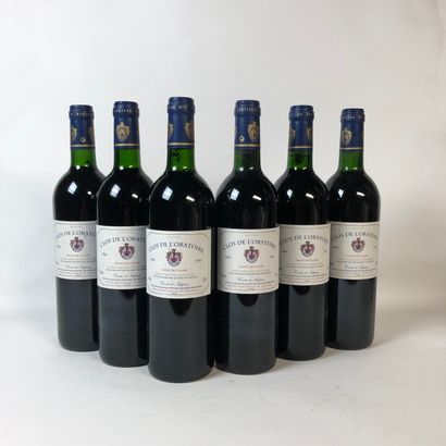 null 6 bouteilles CLOS DE L'ORATOIRE 1995 1er GC Saint-Emilion (niveaux très léger...