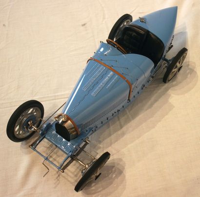 null Bugatti 35 d'Art Collection Auto

Bugatti 35 at 1/8° d'Art Collection Auto,...