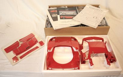 null Ferrari F40 - Poacher

1/8° model of Ferrari F40 by Pocher. Unmounted, new in...