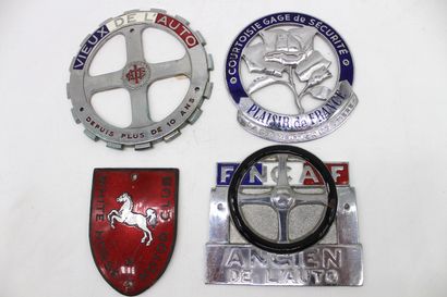 4 Badges Automobiles 
- FNCAF, Ancien de...
