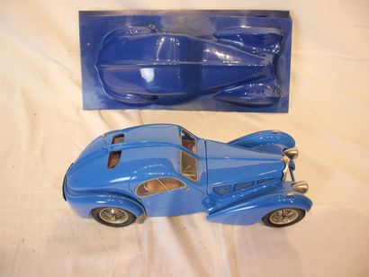 null Maquette Bugatti 57 C Atlantic

Maquette artisanale de qualité, contenue dans...