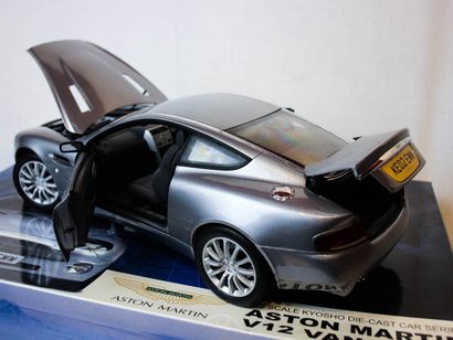  Aston Martin V12 Vanquish- James Bond 007. 
Aston Martin V 12 Vanquish à l'échelle...