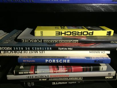 COLLECTION DE LIVRES on circuits and car brands