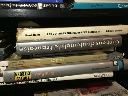 COLLECTION DE LIVRES on circuits and car brands
