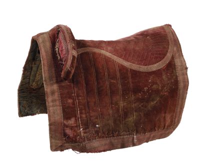 null RASE D'OFFICIER SADDLE " A LA FRANÇAISE " Covered with overstitched velvet and...