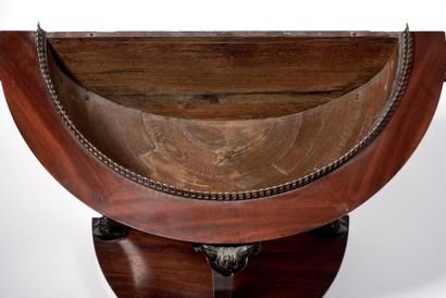 null A PAIR OF CURIOUS AND RARE GARDENERS in the form of a hemicycle in mahogany...