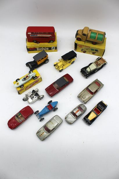 null Solido, Dinky Toys et autres....

Lot de miniatures de divers marques telles...