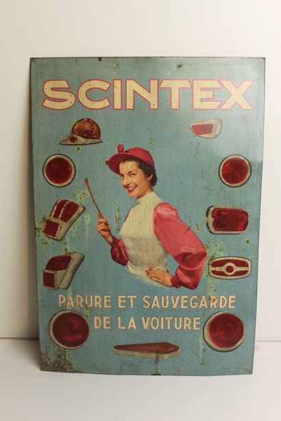  Plaque Scintex 
Plaque rectangulaire en tôle peinte, simple face. Scintex, parure...